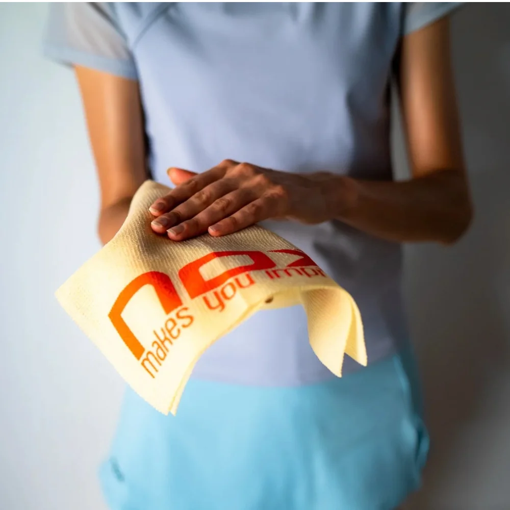 Nox Grip Enhancer Towell for Padel – Miguel Lamperti’s Secret - image 2