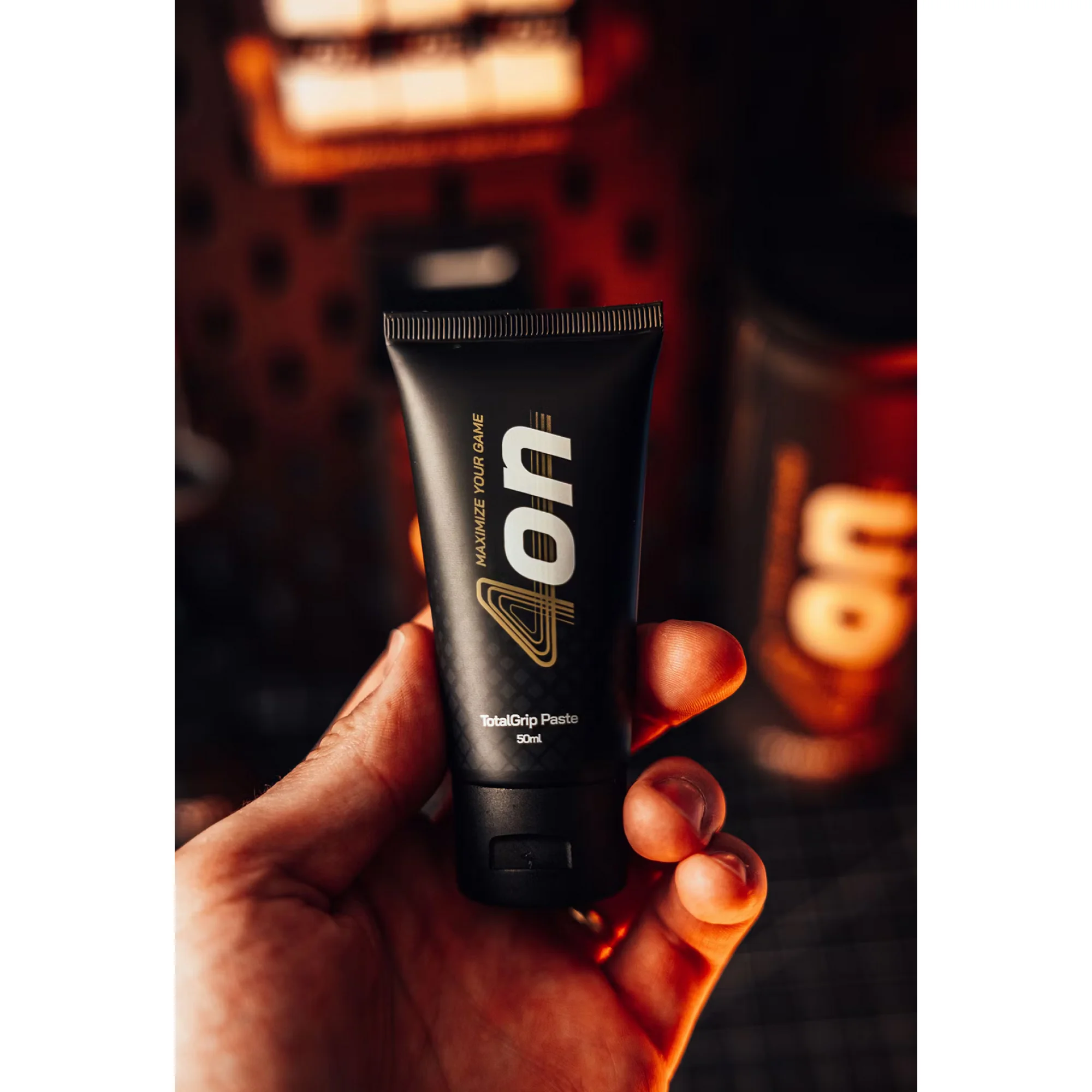 4on TotalGrip Paste — Maximum Grip for Padel Players - image 3