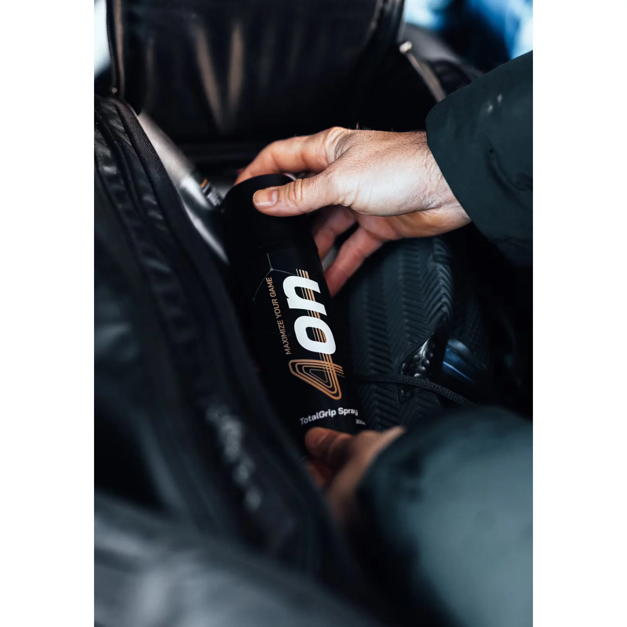 4on TotalGrip Spray — Maximum Grip and Control for Padel - image 3