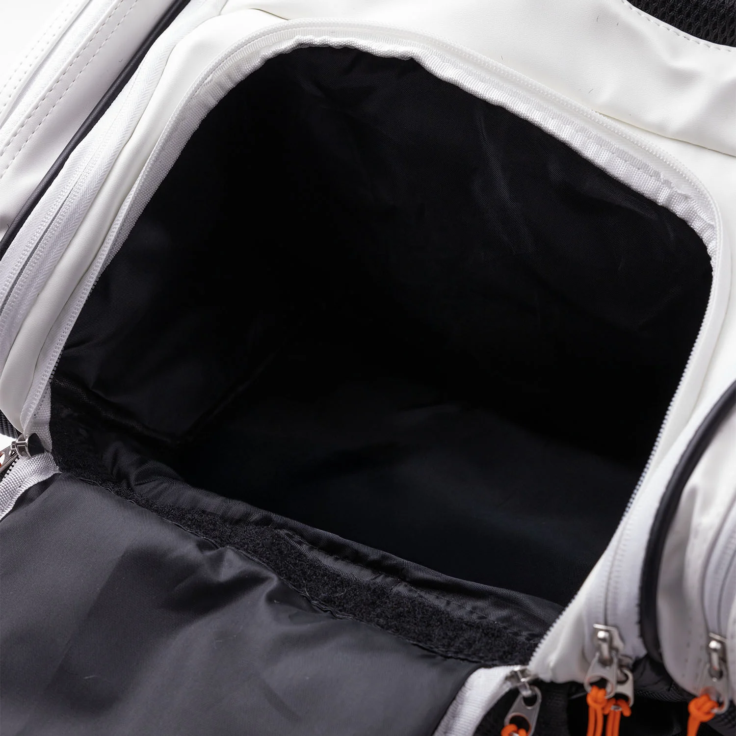 Bullpadel Hack BPP25012 — stylish padel bag signed by Paquito Navarro - image 6