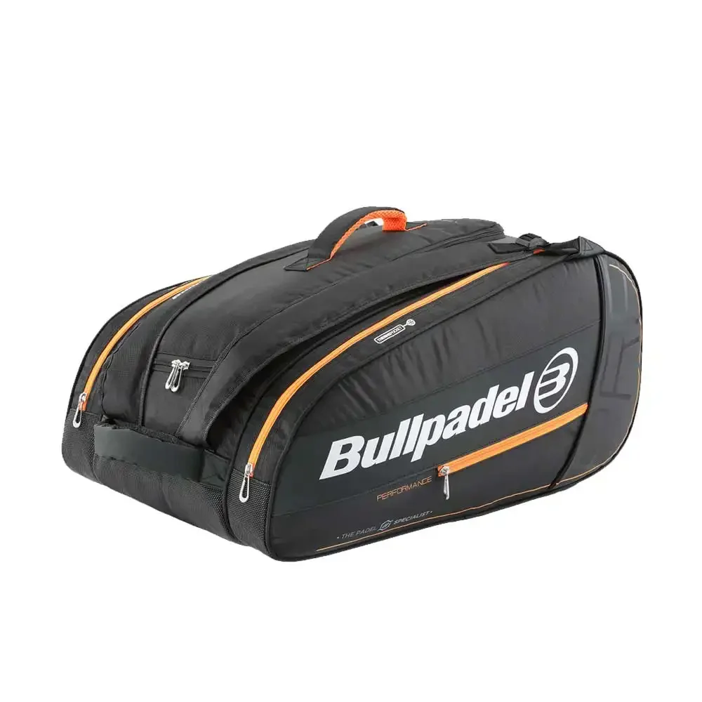 Bullpadel Performance 05 – spacious padel bag with thermal racket pockets - image 1