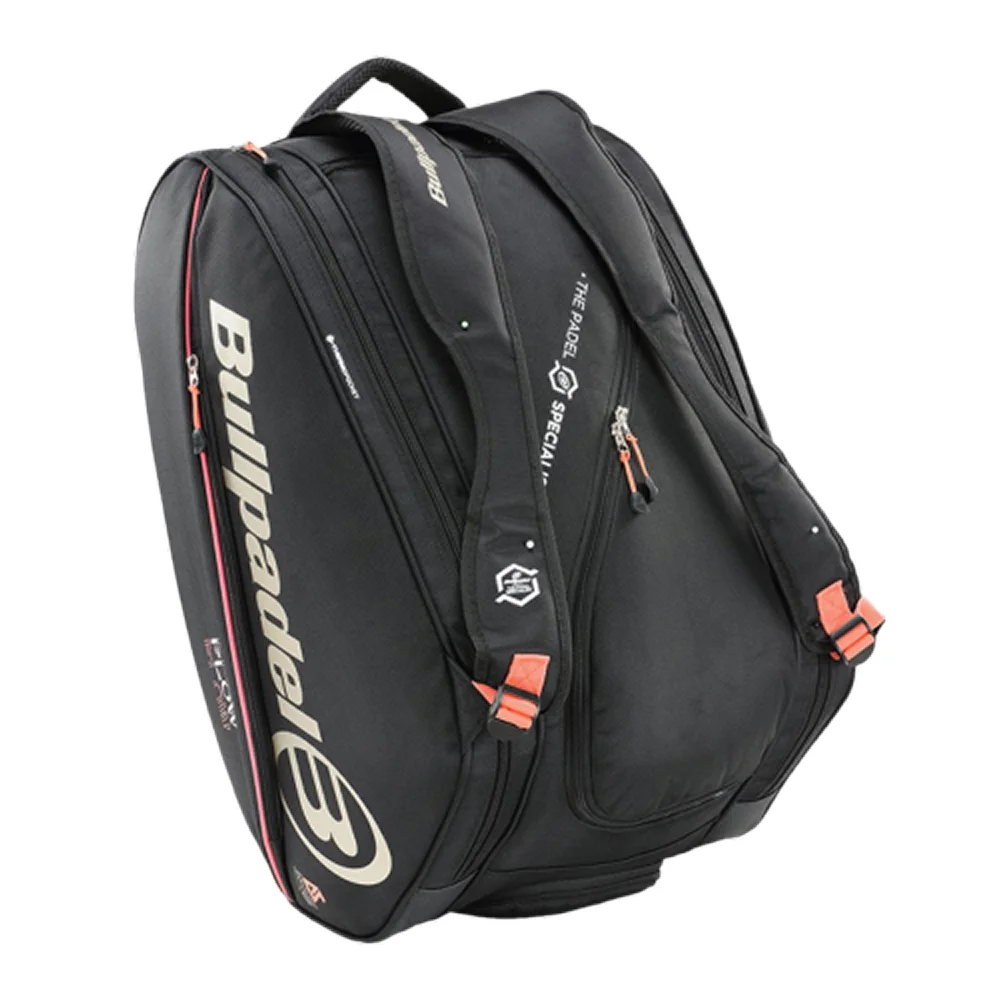 Bullpadel Sports Bag BPP-24006 Flow 005 Black – proteção térmica e capacidade para 4 raquetes - imagem 3