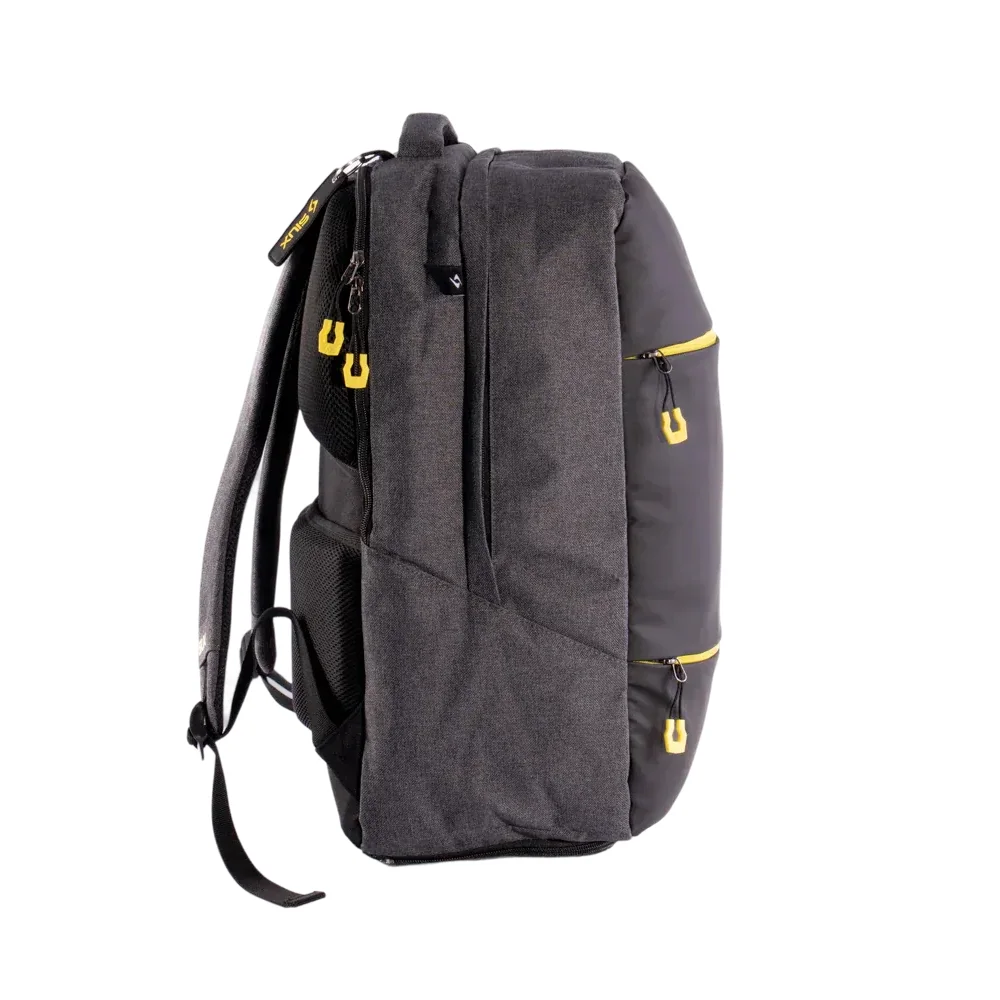 Siux Trail Backpack Black – Compact Padel Backpack with Thermal Protection - image 3