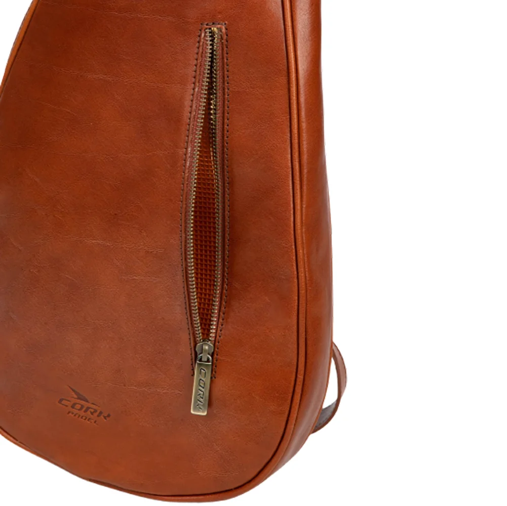 Cork Padel Racket Leather Bag Brown – Saco artesanal em couro genuíno castanho para raquetes de padel - imagem 3