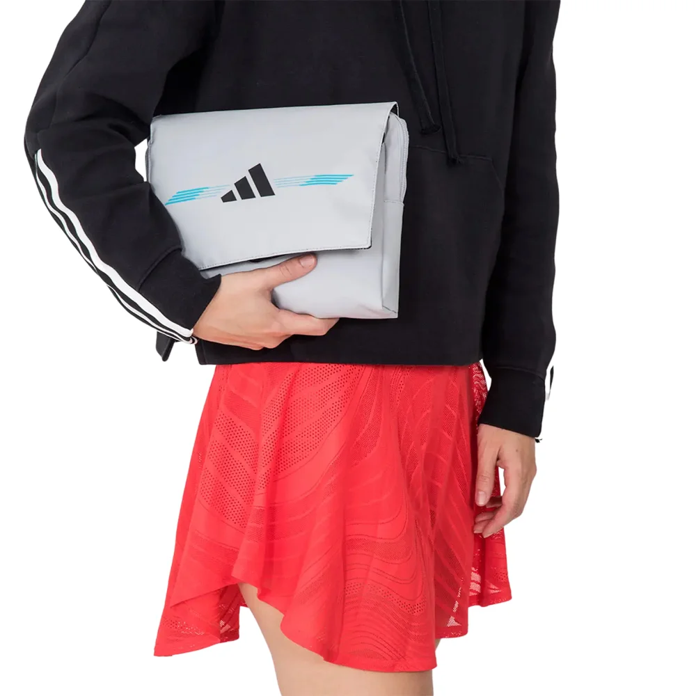 Compact and functional sports bag — bag for personal items and phone - imagem 5