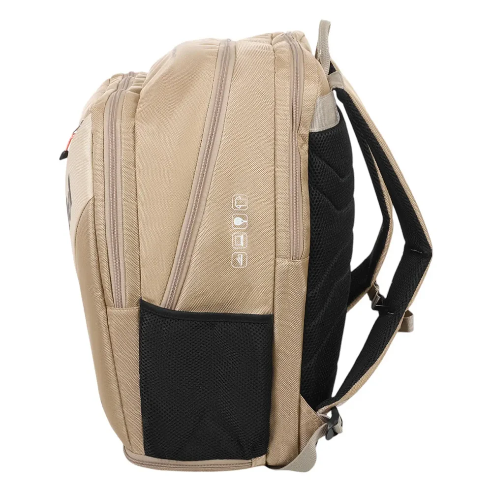 Bullpadel Backpack Vertex Beige – sports style and functionality - image 3