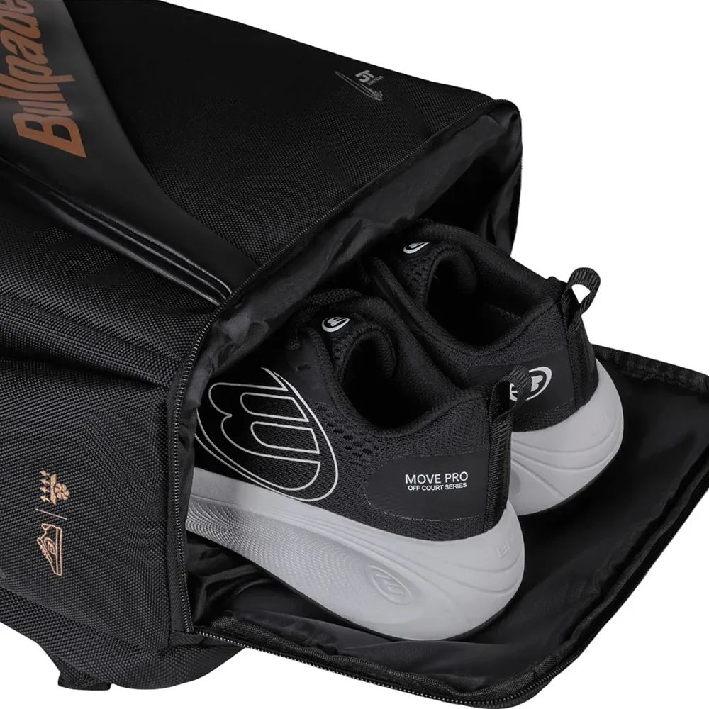 Bullpadel Vertex Black Backpack – comfort and order for padel players - image 4