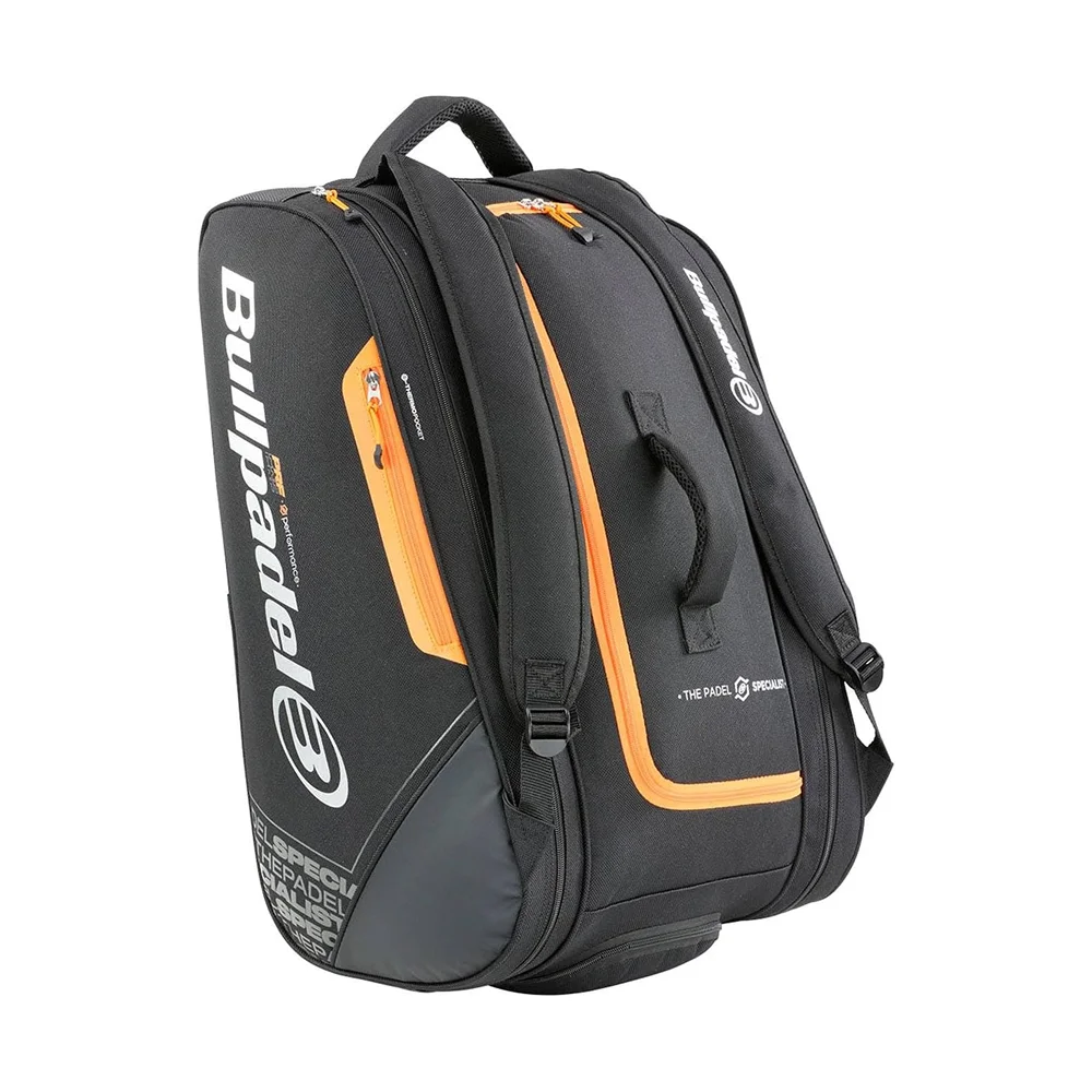 Bullpadel Performance Black — medium capacity bag with thermal protection - image 4
