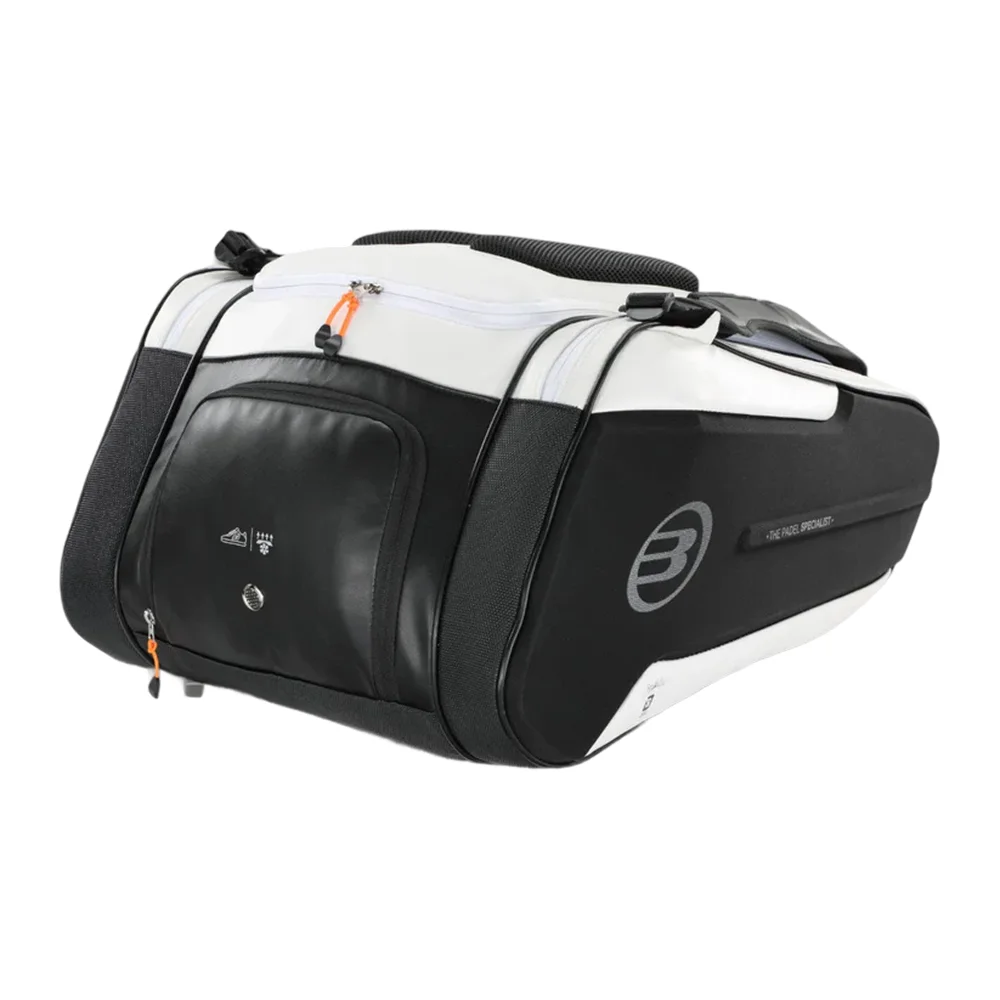 Bullpadel Hack BPP25012 — stylish padel bag signed by Paquito Navarro - image 3