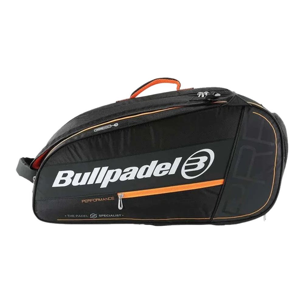 Bullpadel Performance 05 – spacious padel bag with thermal racket pockets - image 2