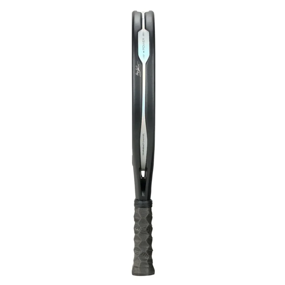 Bullpadel Hack 04 Hybrid 26 – Versatile Hybrid Power & Control Racket - image 4