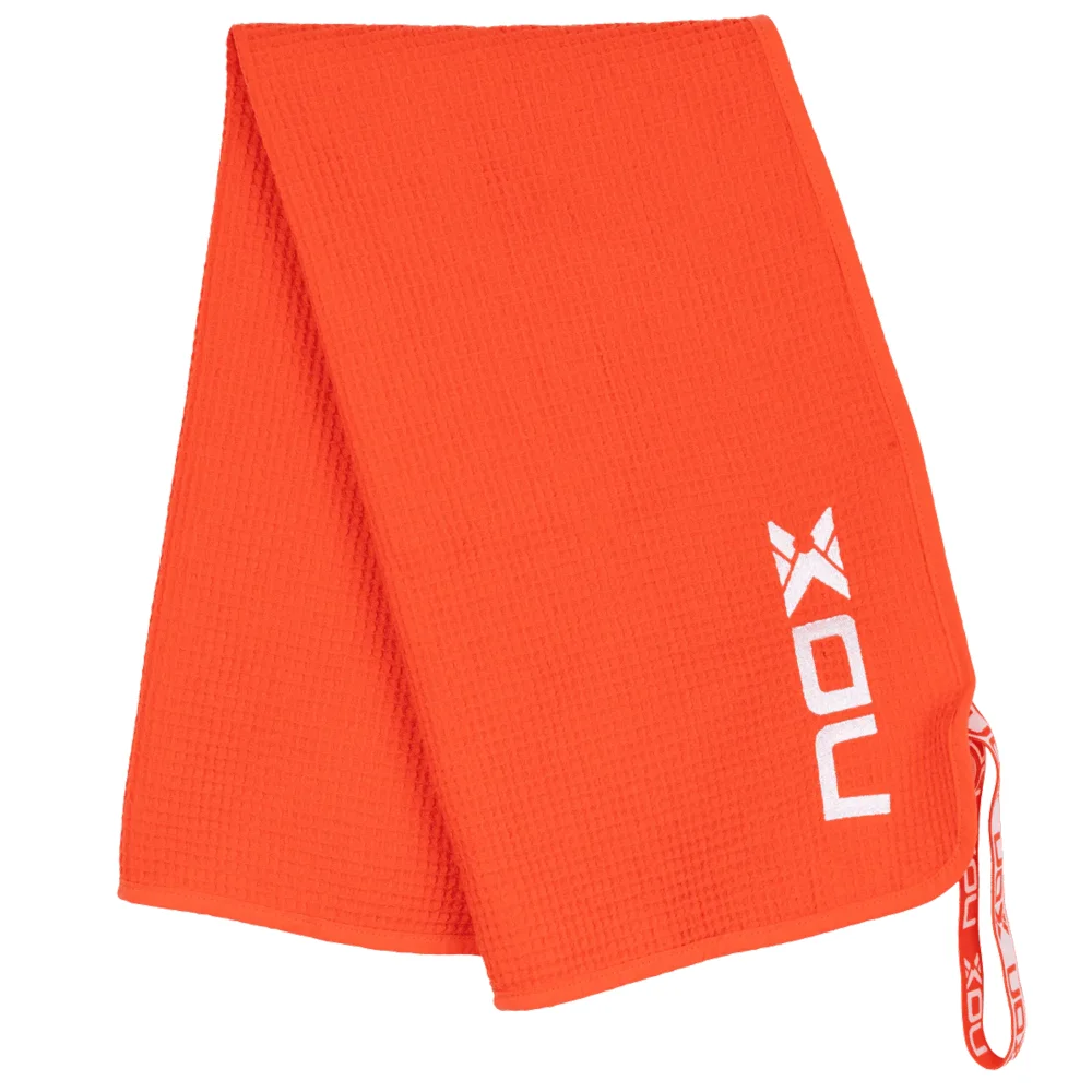 Domine o Campo com a Toalha de Padel Nox Vermelha e Branca - imagem 2
