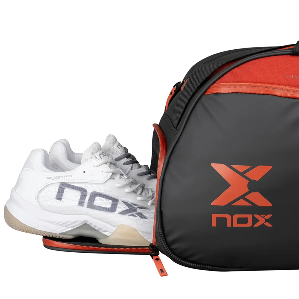 Nox Luxury Open Series Black Red – saco de padel da coleção Agustín Tapia - imagem 6