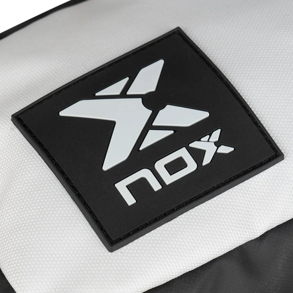 Nox Toiletry Bag Luxury Series 2024 – compact toiletry bag with premium design - image 4