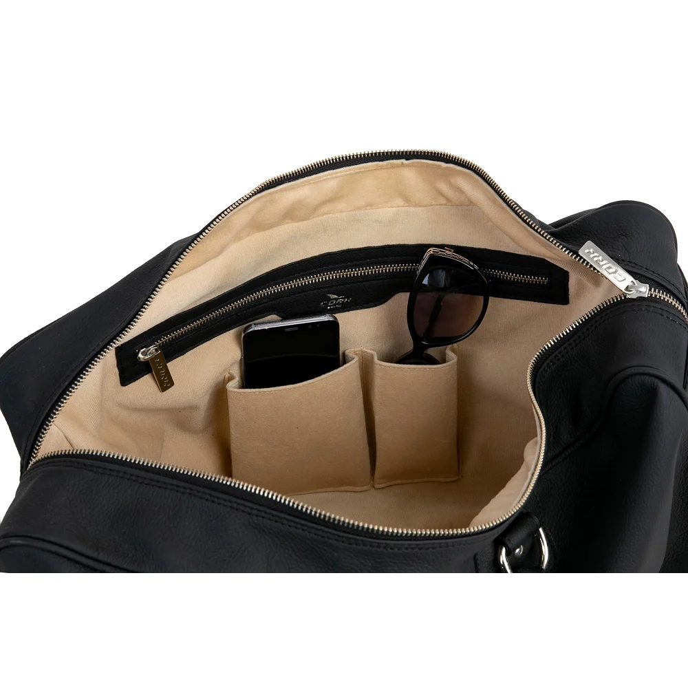 Cork Sports Bag Vintage Leather Black Silver – saco desportivo em pele com design vintage e capacidade funcional - imagem 4