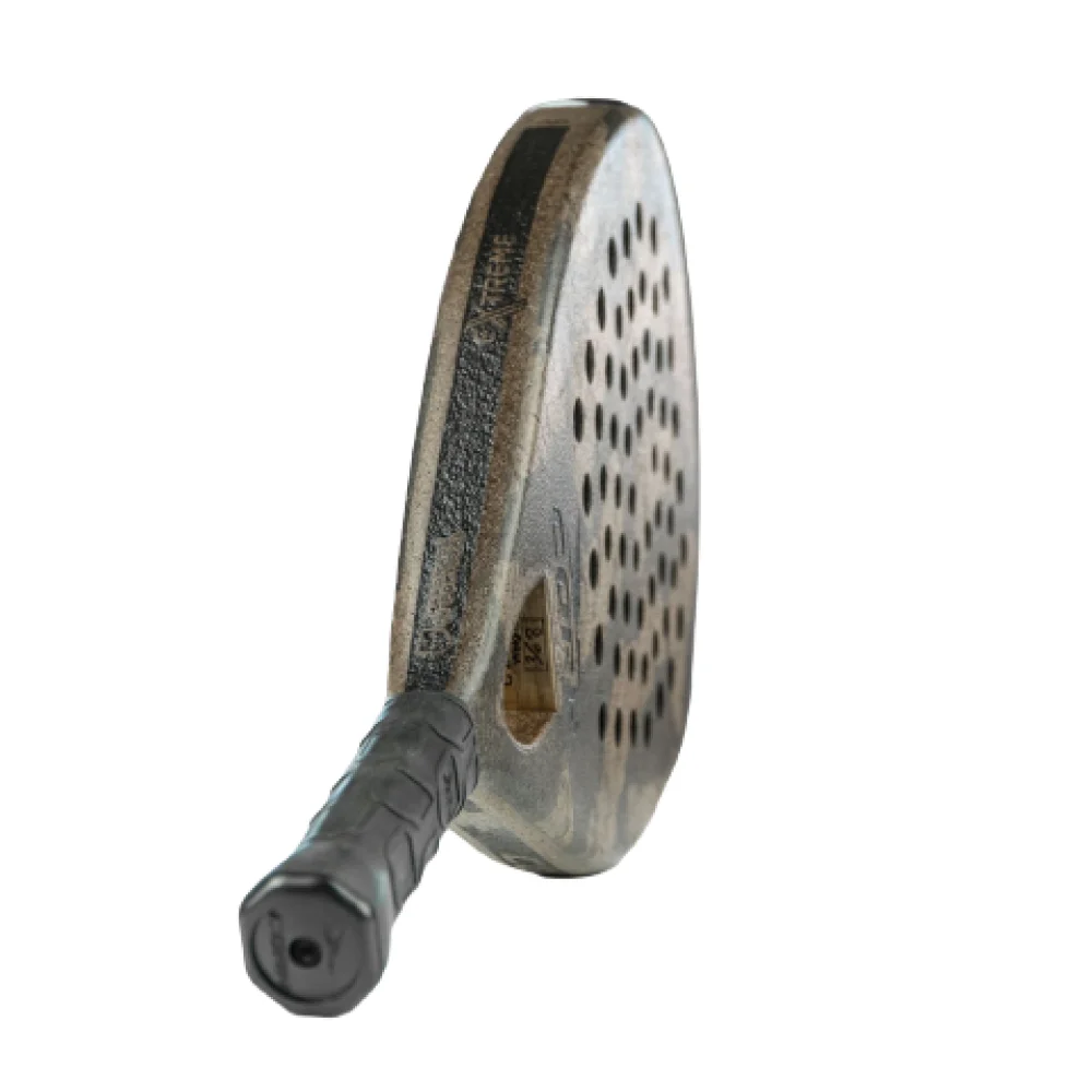 Cork Extreme Black is a premium-class padel racket for players with an aggressive style of play  - image 2